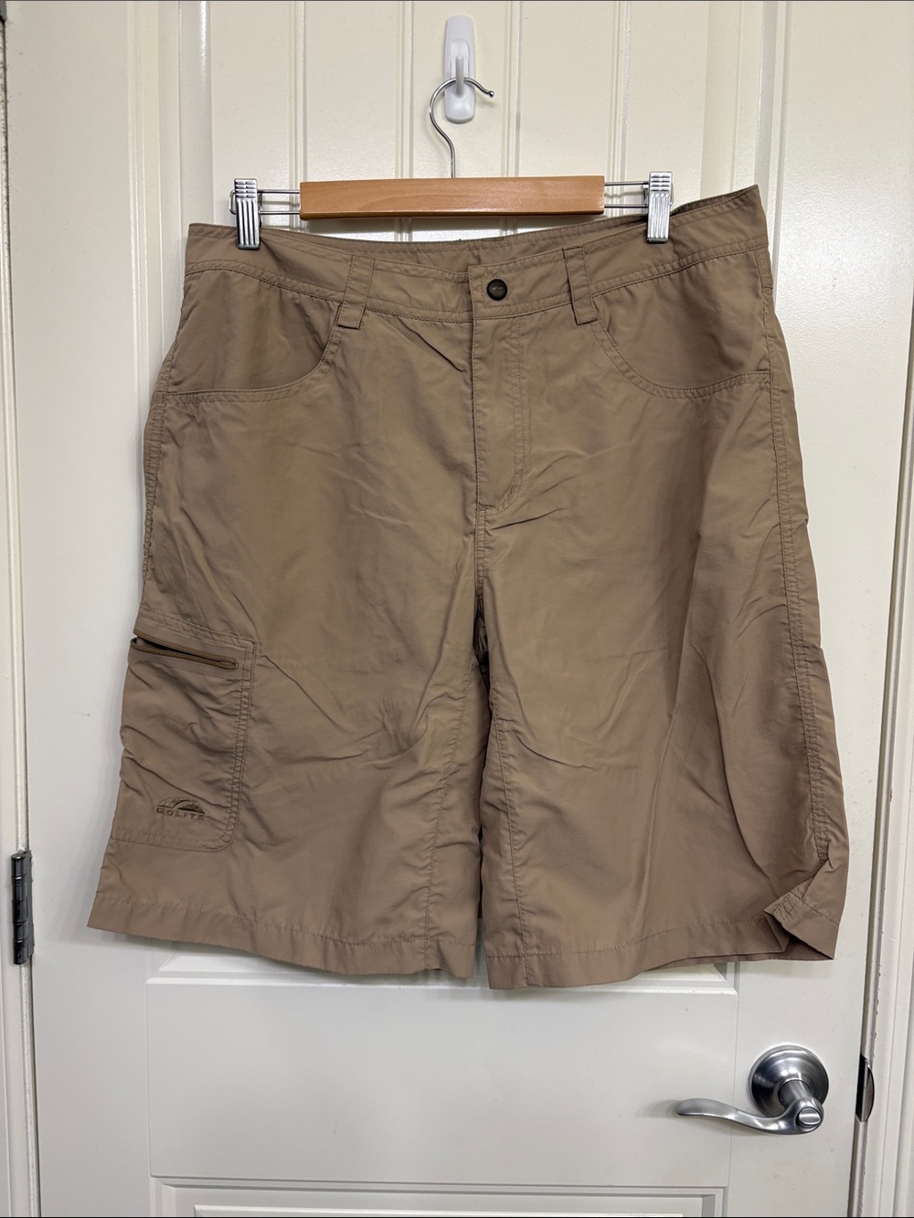 Men's Khaki Cargo Lightweight Performance Shorts